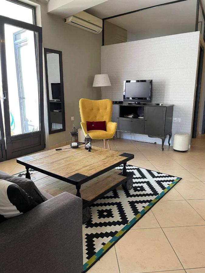 Apartmán Moonstone House B Mytilíni Exteriér fotografie